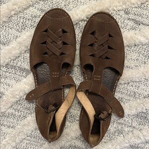 Frye Brown Leather Fisherman Sandals